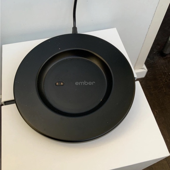 Ember 10 oz. Temp Control Smart Mug 2 Black Used Condition Tested - Picture 3 of 6